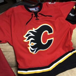 NHL CALGARY Flames jersey